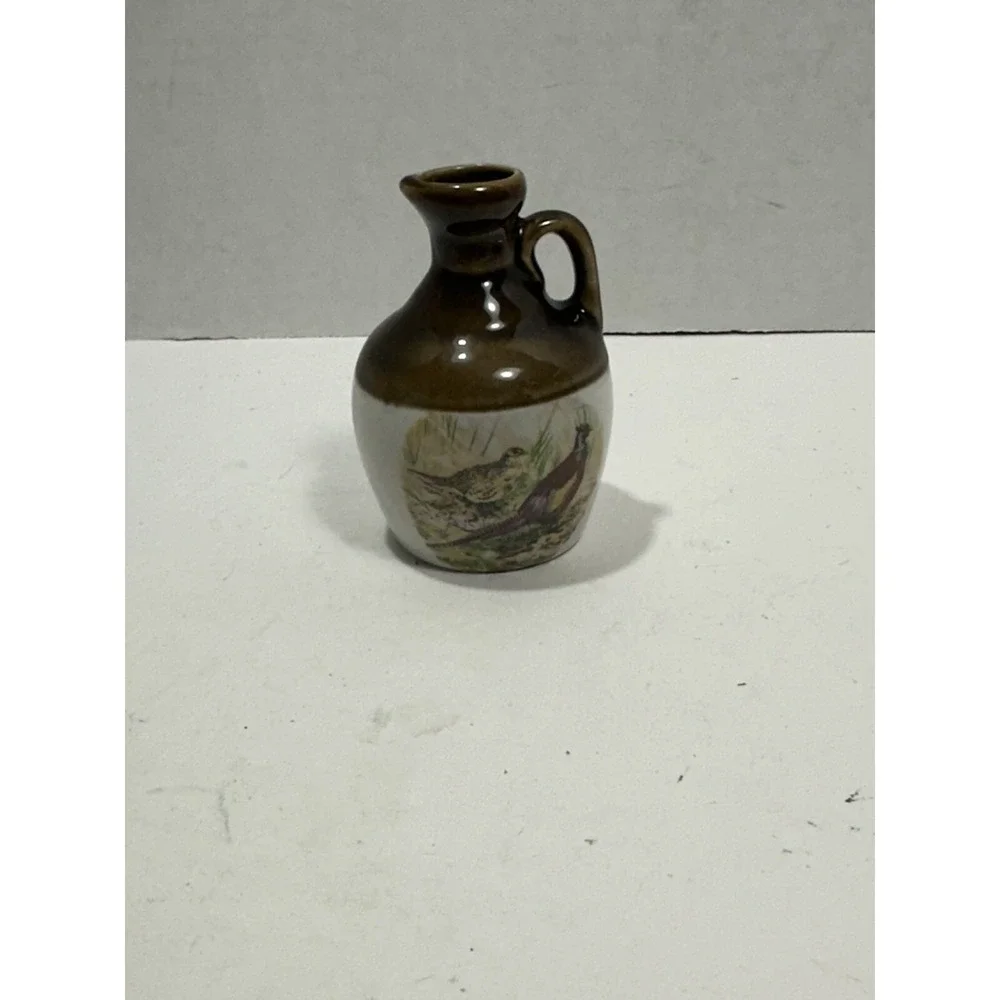 Montrose Potteries (Scotland) handmade Jug miniature Birds Beautiful piece!‎